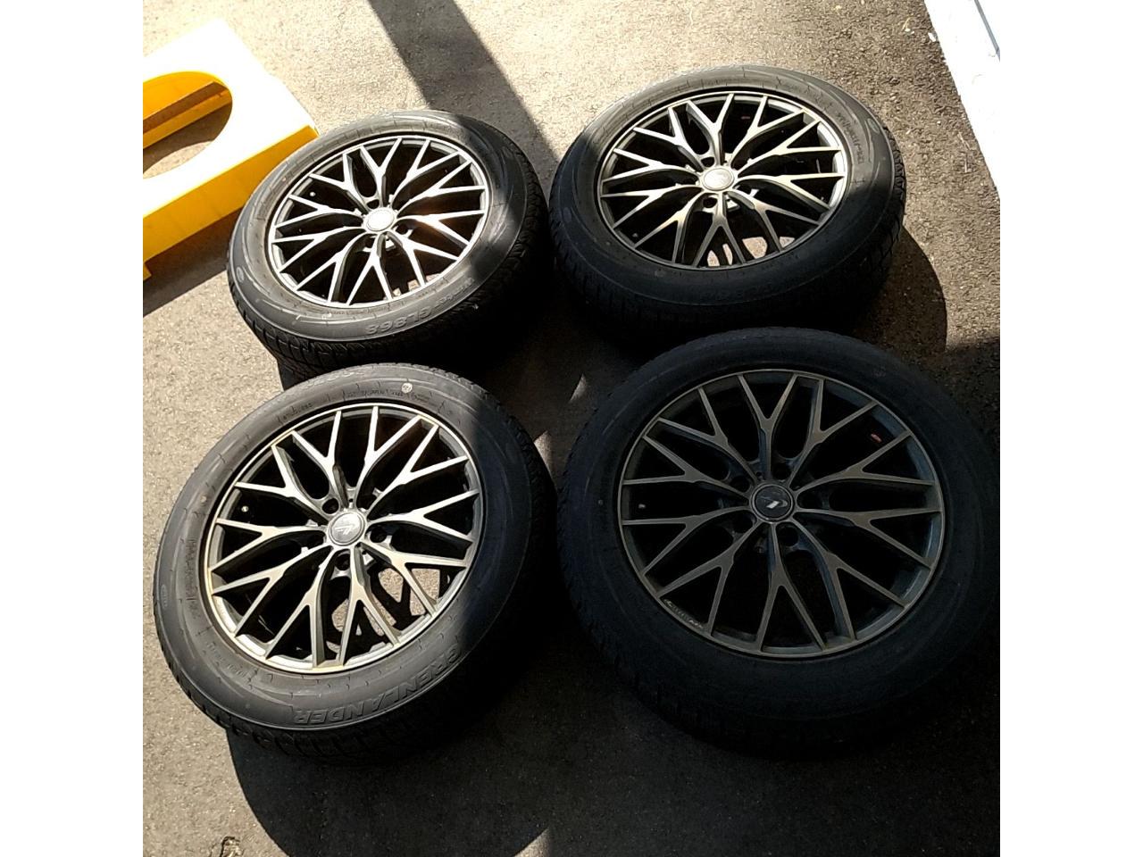 wedsLEONIS MX+GRENLANDERWinter GL868 215 / 60R17