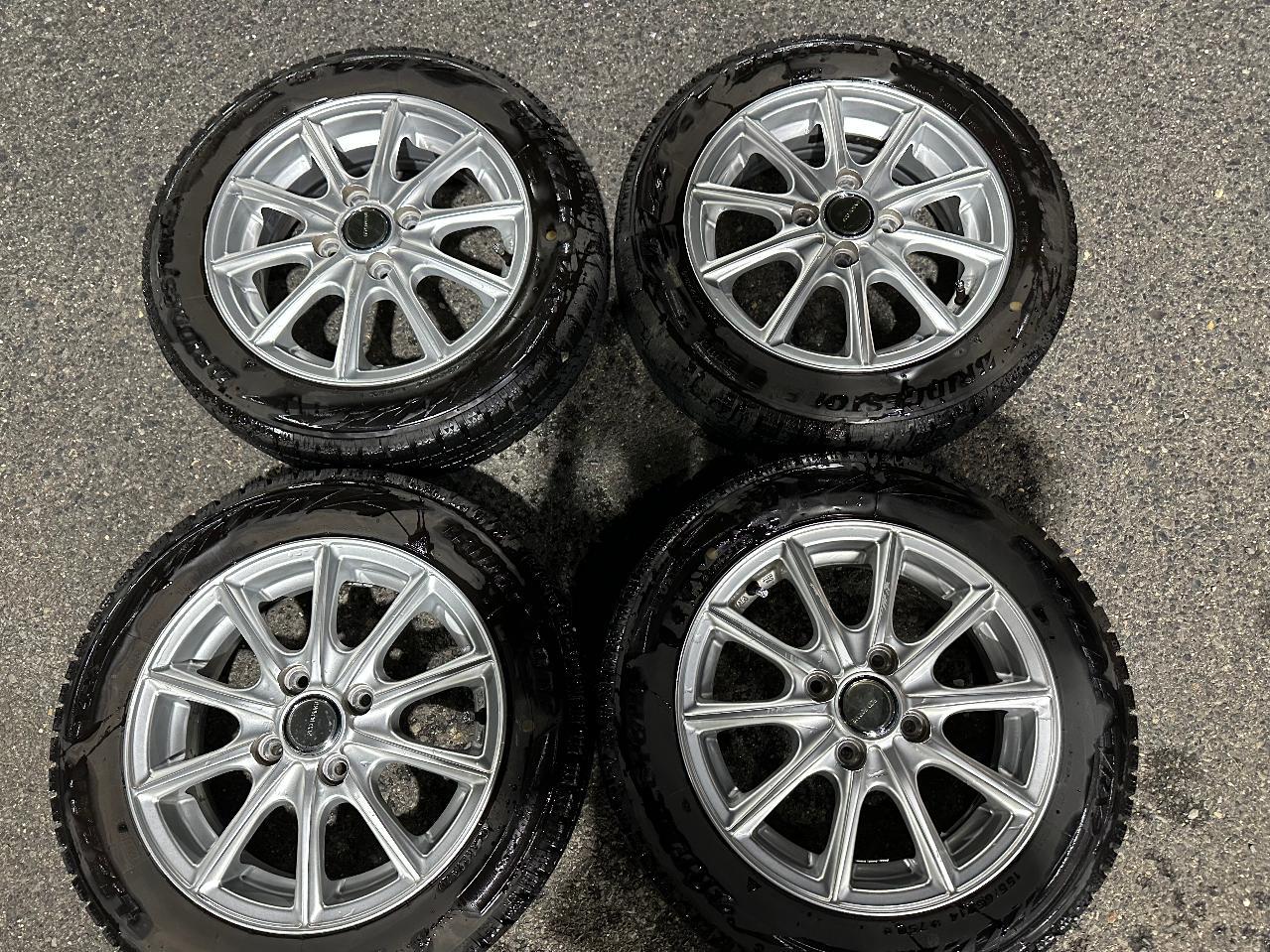 BRIDGESTONE ECOFORME + BRIDGESTONE BLIZZAK VRX2
