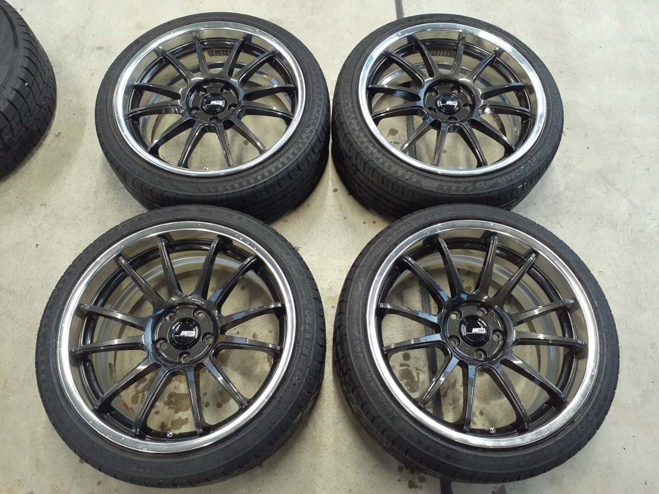 SSR REINER Type-12R + RADAR Dimax R8 + 225 / 40R19 + 255 / 35R19 *Tire age may vary.