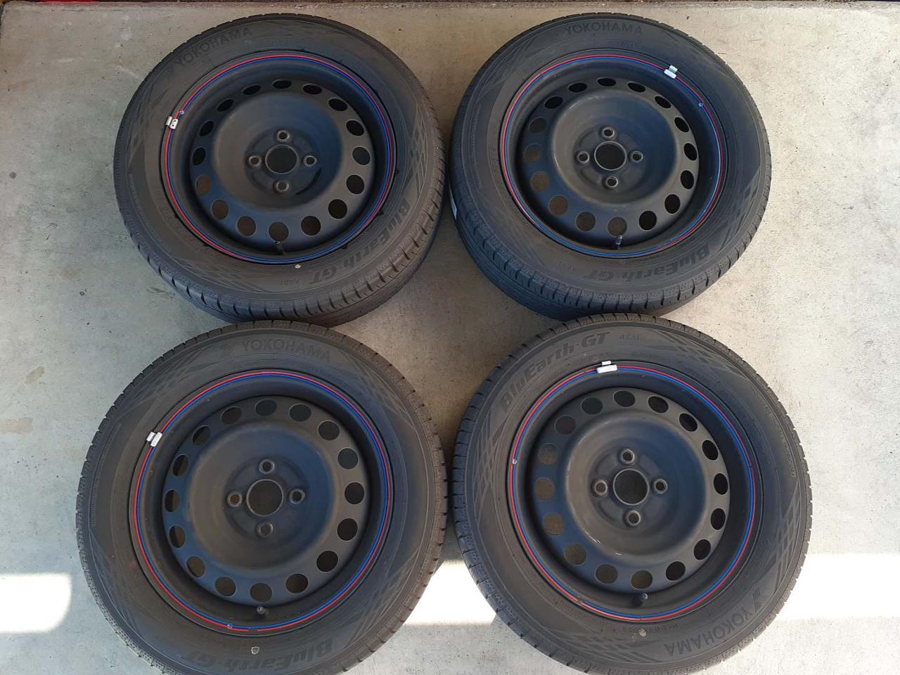 Maker unknown SUZUKI Daihatsu system Steel wheel + YOKOHAMA BluEarth-GT AE 51 185 / 60R15 *Different years available