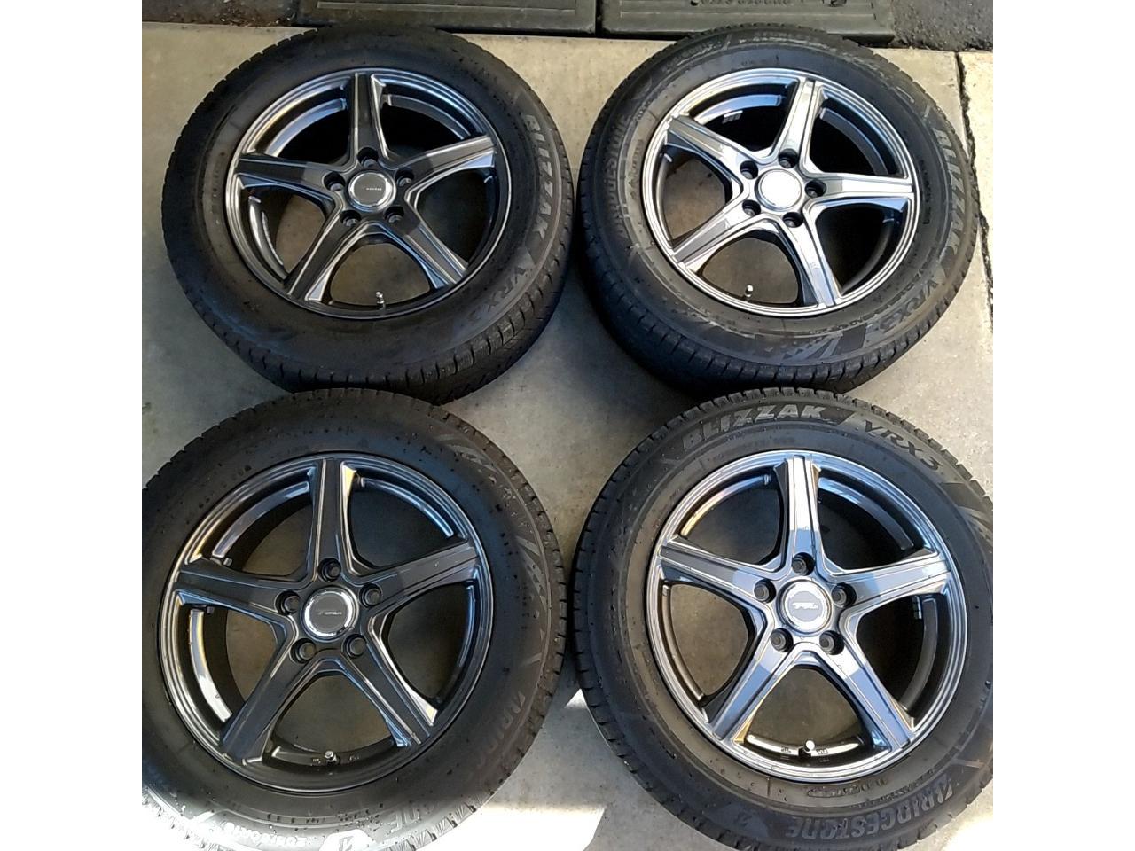 BRIDGESTONE TOPRUN 5-spoke wheel + BRIDGESTONE BLIZZAK VRX3 205 / 60R16 Made in 2022