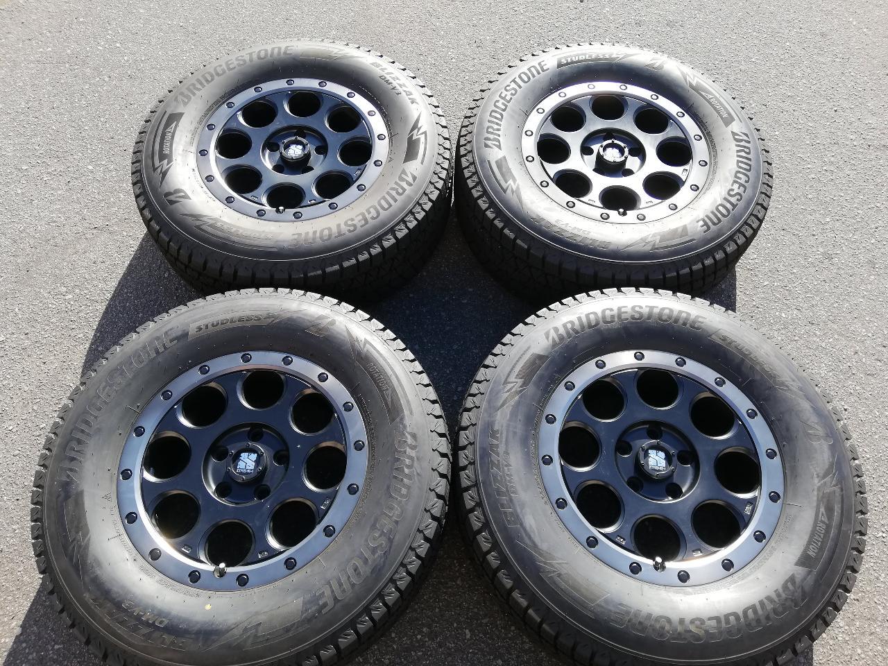 MLJXTREME-J XJ03 + BRIDGESTONE BLIZZAK DM-V3 265 / 70R17