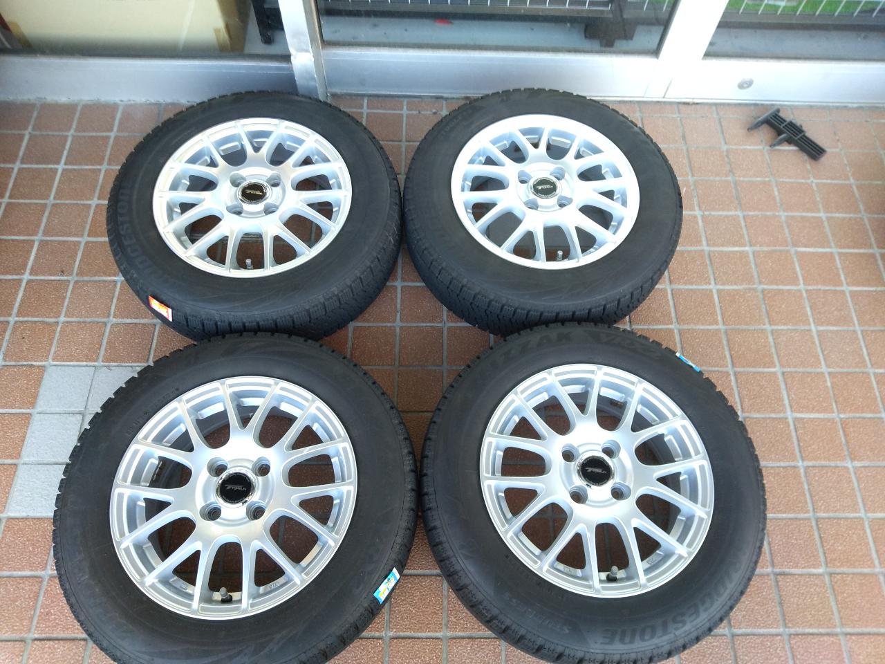 BRIDGESTONE TOPRUN Twin spoke + BRIDGESTONE BLIZZAK VRX2 165 / 70R14