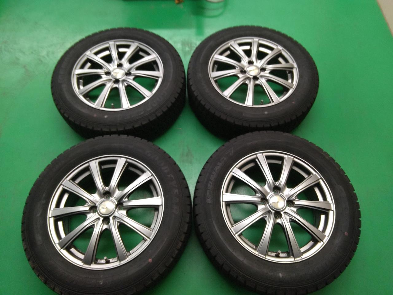 BADXD.O.S. SE-10R plus + GOODYEARICENAVI 7 195 / 65R16
