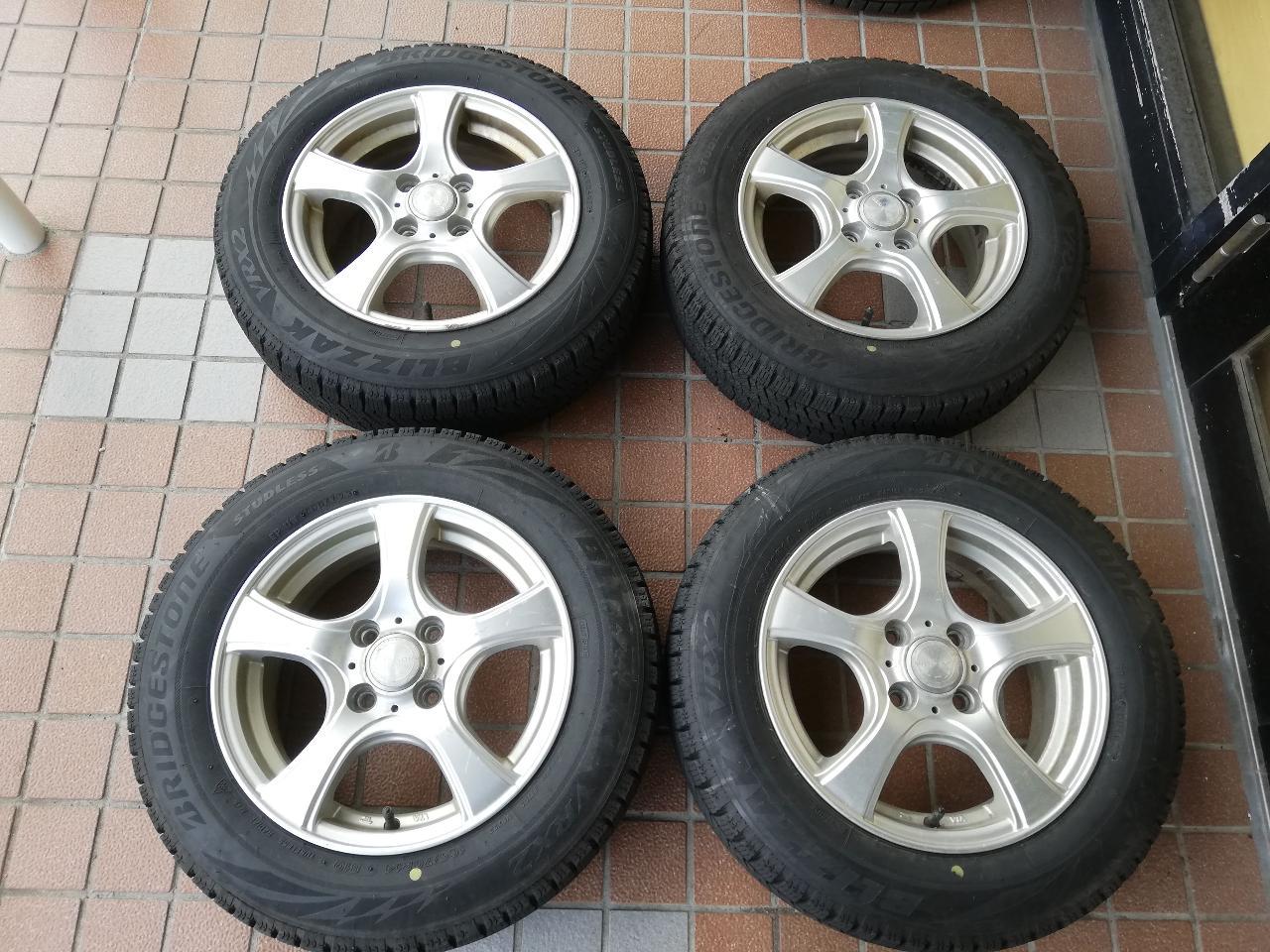 DUNLOPVIOLENTO IS+BRIDGESTONEBLIZZAK VRX2 165 / 70R14