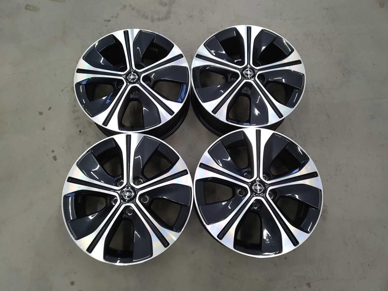 Nissan genuine Kicks/P15 Original wheel