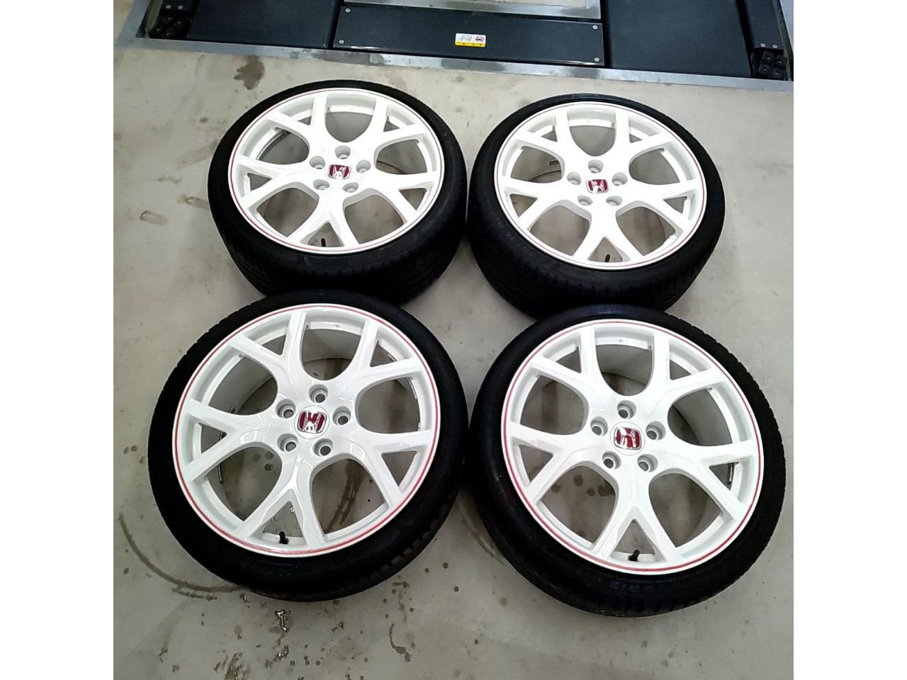 Honda genuine Civic Type R / FK 2 Original wheel Repaint + PIRELLI DRAGON SPORT 235 / 35R19