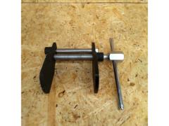 ASTRO
PRODUCTS Disc Brake Piston Tool
DT211