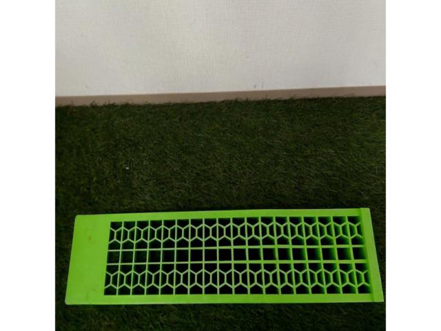 ASTRO
PRODUCTS (Astro Products)
Plastic car lamp
Lime green