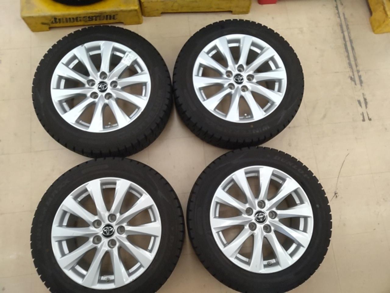 Toyota original Camry / 70 series The previous fiscal year aluminum wheels + DUNLOP WINTERMAXX WM02