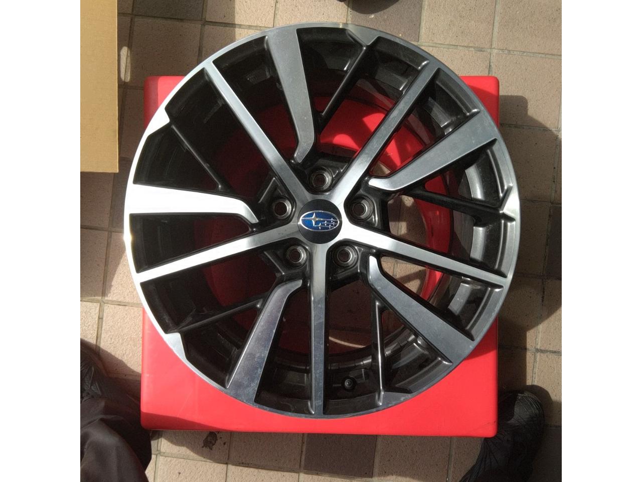 SUBARU WRX S4 / VBH STI Sport R EX Genuine Cutting bright 18 inches 4 pieces set