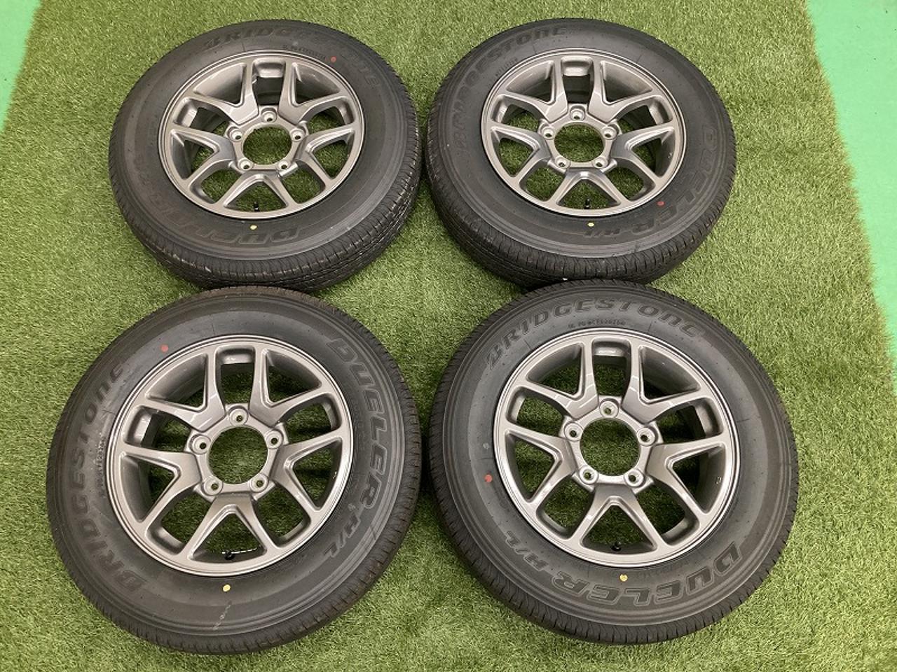 Popular item removed from a delivered vehicle! Genuine Suzuki part. JB64W Jimny XC grade Original aluminum wheel + BRIDGESTONE DUELER H / L 852 175 / 80R16 Manufactured in 2026 4 pieces set