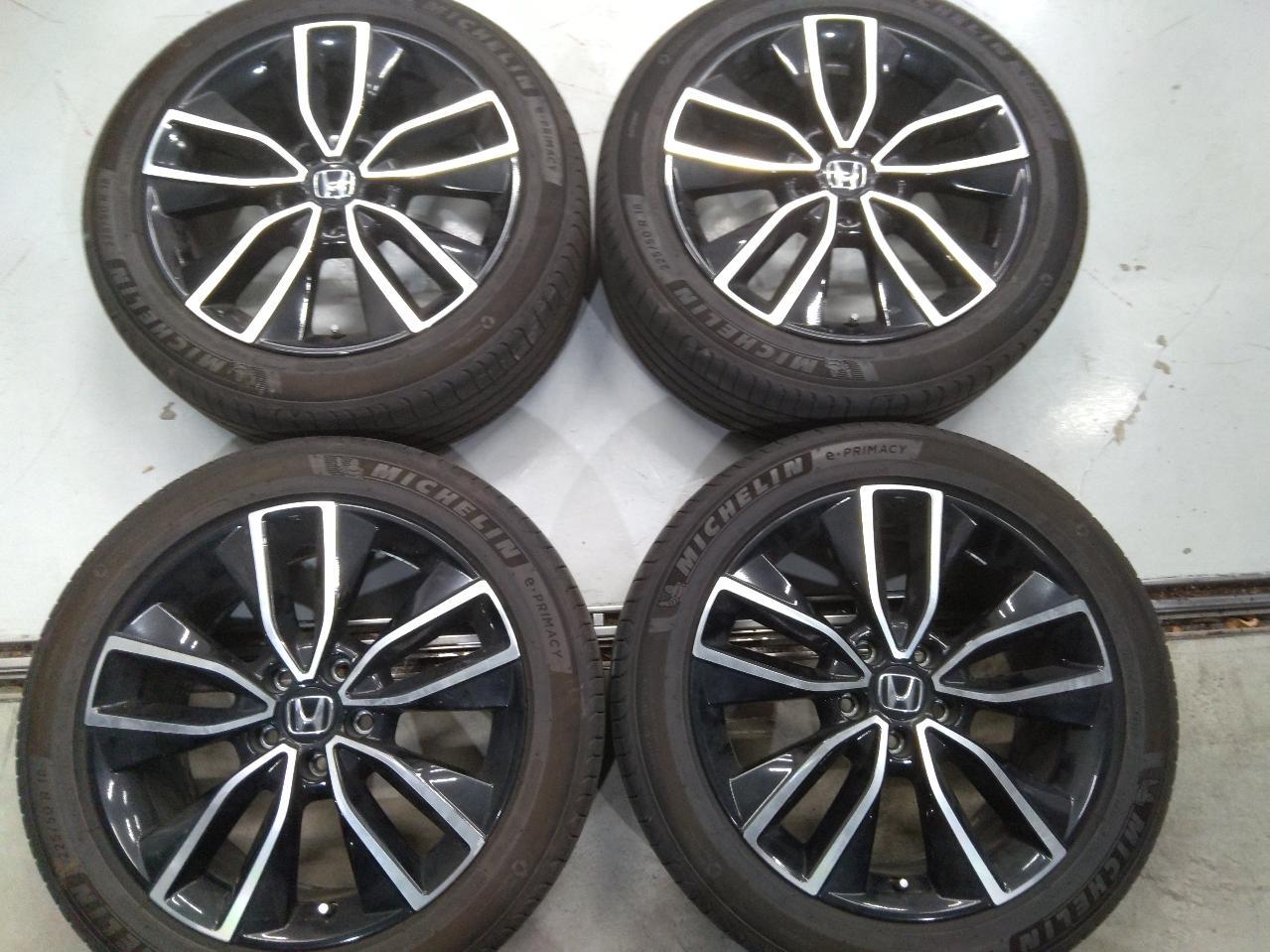 Honda genuine RV series Vezel Z grade genuine wheel +MICHELINe･PRIMACY
