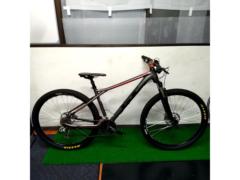 GT AVARANCHE COMP 2017年モデル 27.5×2.1インチ 3×9s アルミMTB ガンメタ サイズ:M 適正身長:165-180cm
