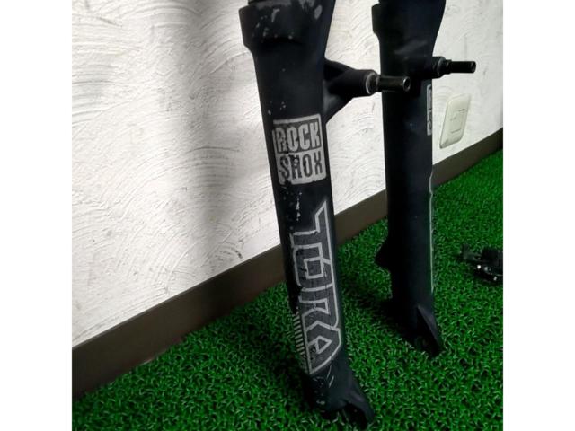 100mm/コラム長190mm/26インチ ROCKSHOX TORA サスペンションフォーク 部位ラック