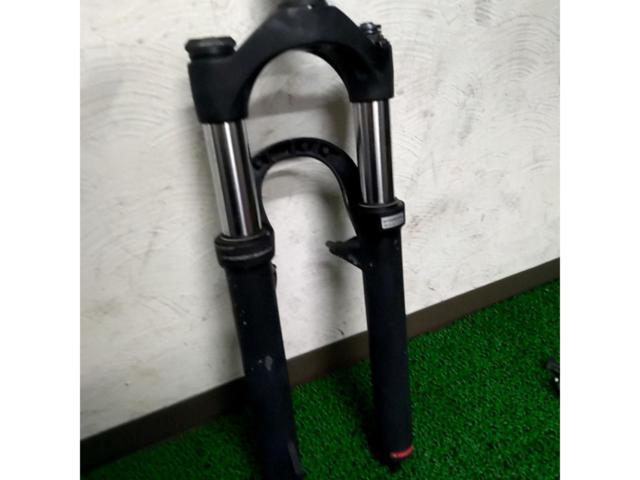100mm/コラム長190mm/26インチ ROCKSHOX TORA サスペンションフォーク 部位ラック
