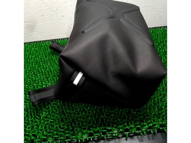 CHROME HELIX HANDLEBAR BAG フロントバッグ ブラック