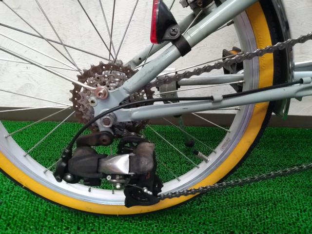 DAHON BOARDWALK D7 20×1.5インチ 外装7段変速 折りたたみ自転車 グリーン