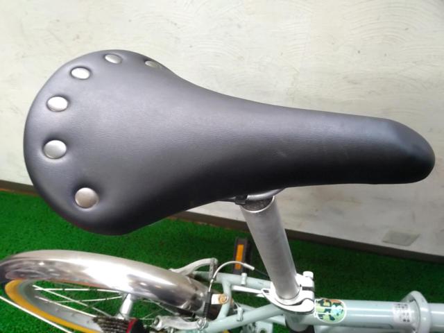DAHON BOARDWALK D7 20×1.5インチ 外装7段変速 折りたたみ自転車 グリーン