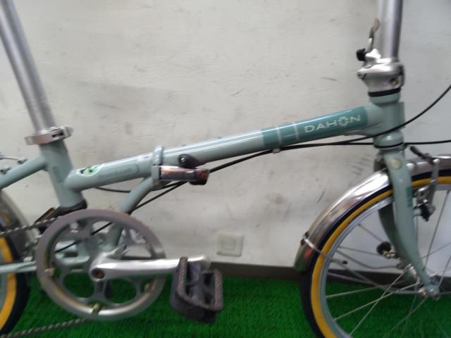 DAHON BOARDWALK D7 20×1.5インチ 外装7段変速 折りたたみ自転車 グリーン