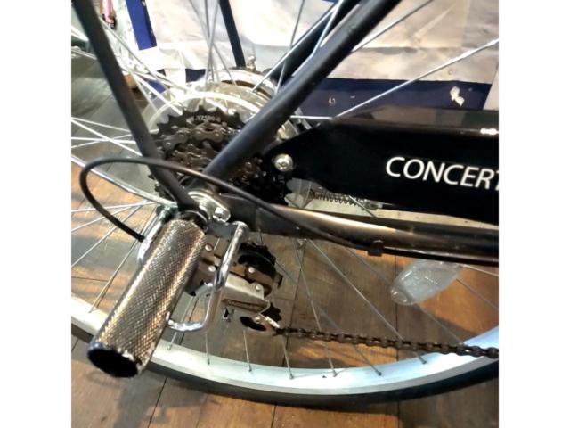サイクルスポット CONCERT 27x1-3/8 外装6段変速 シティサイクル ブラック 適応身長:150cm～