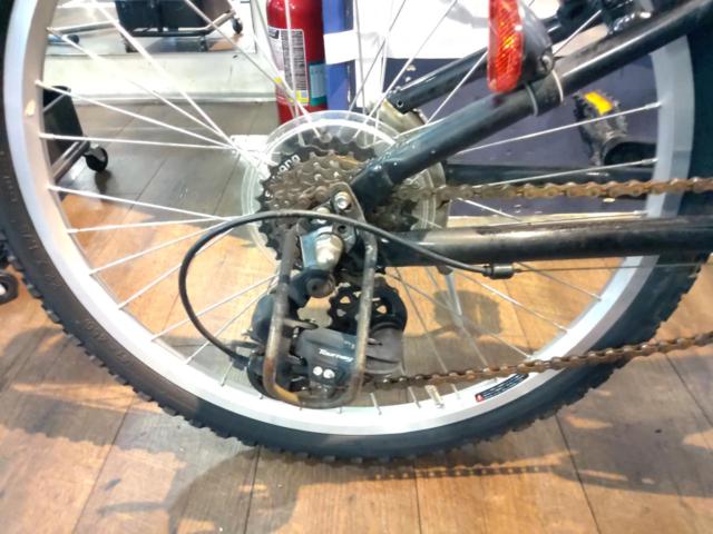 LOUIS GARNEAU J22 22x1.75 3x6S キッズ自転車 ブラック