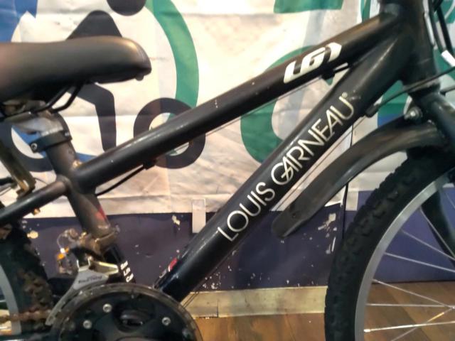 LOUIS GARNEAU J22 22x1.75 3x6S キッズ自転車 ブラック