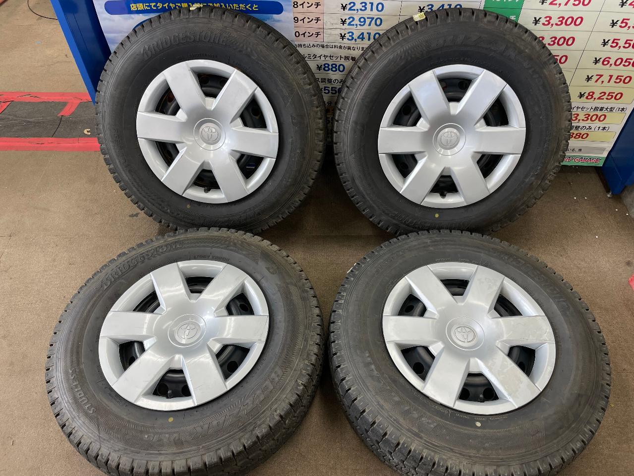 Affordable studless tire sets for Hiace now in stock!! TOYOTA 200 series / Hiace Previous term genuine steel wheel + BRIDGESTONE BLIZZAK VL10