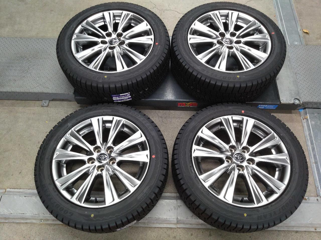 TOYOTA 30 series Alphard / Vellfire Late version Original wheel + GOODYEAR ICE NAVI Eight
