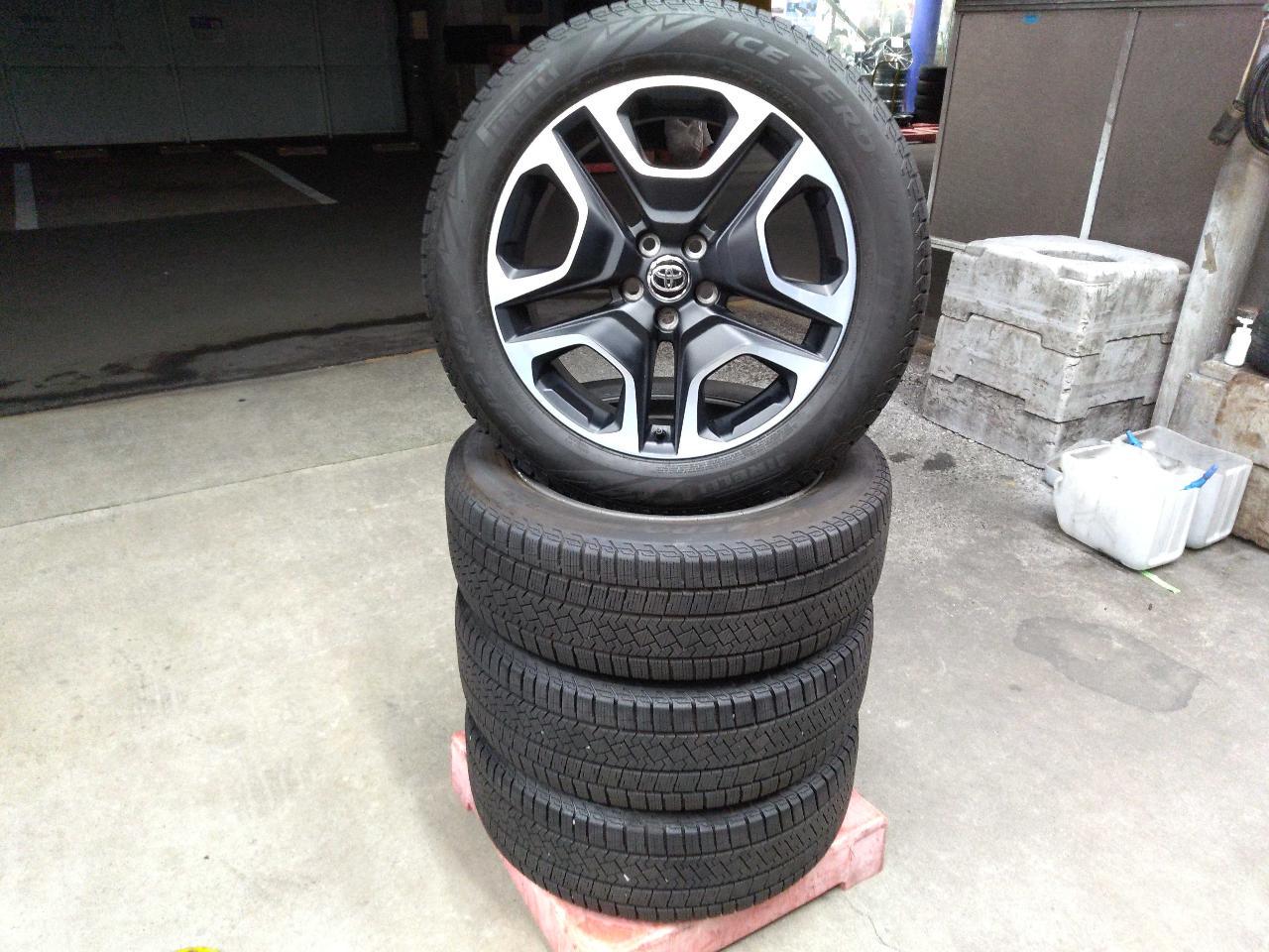 TOYOTA RAV4 Original wheel + PIRELLI ICE ZERO ASIMMETRICO
