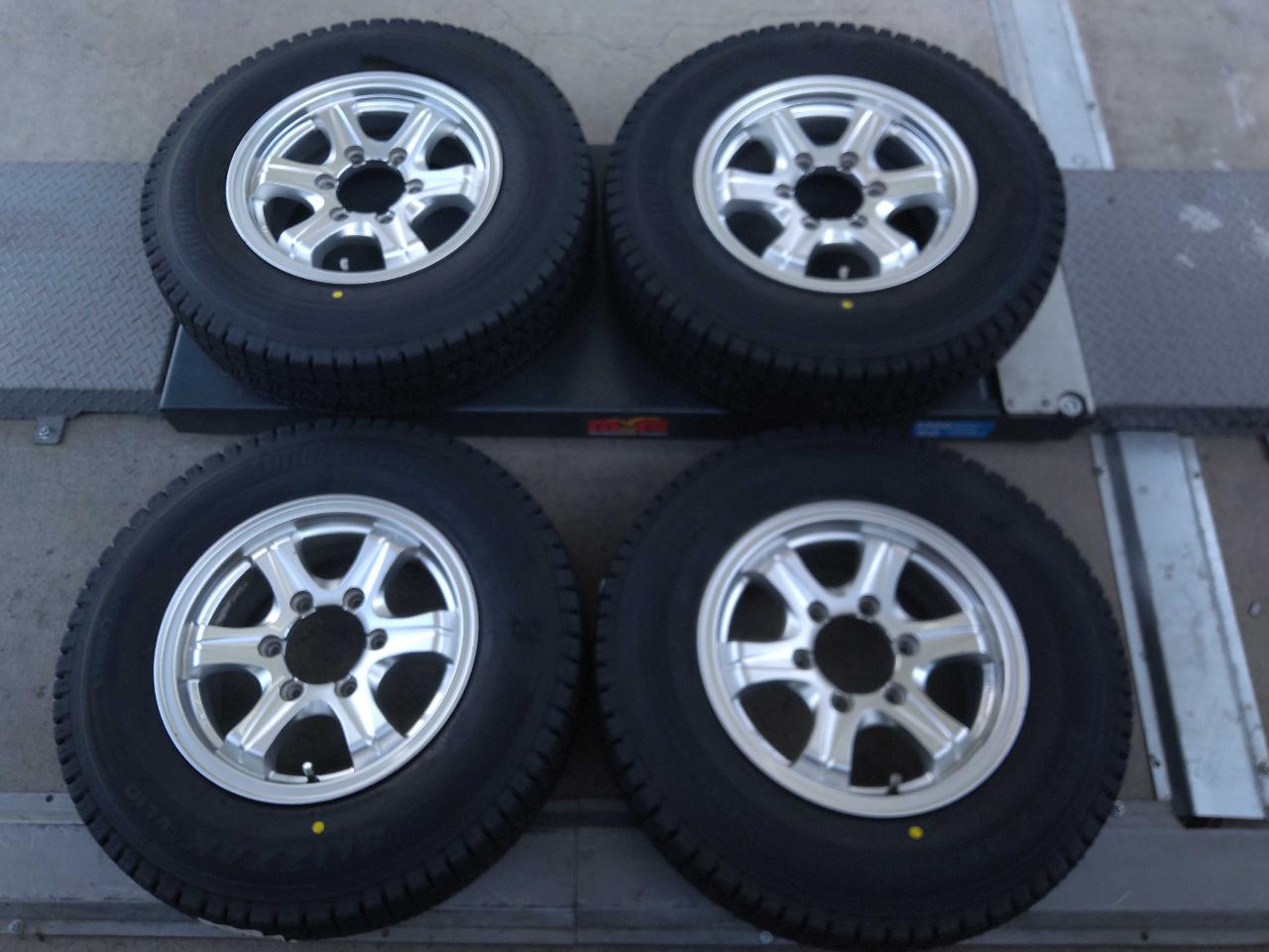 weds KEELER FIELD + BRIDGESTONE BLIZZAK VL10