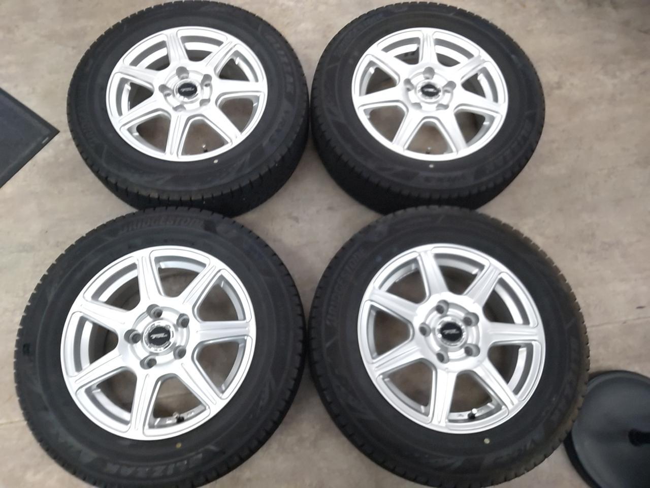 BRIDGESTONE TOPRUN R7 + BRIDGESTONE BLIZZAK VRX3