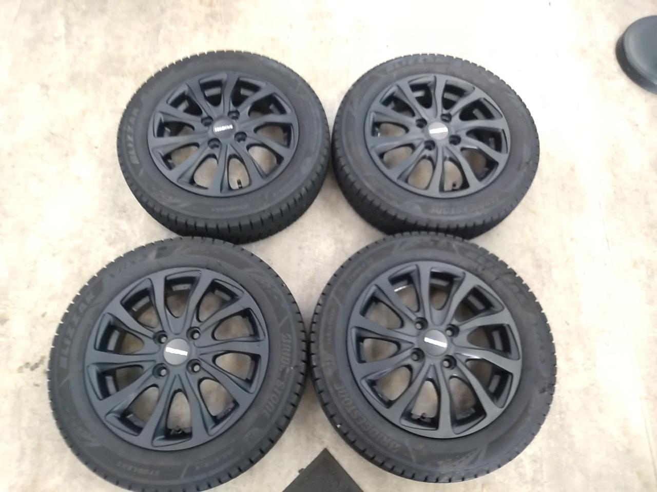BRIDGESTONE BALMINUM BR10 + BRIDGESTONE BLIZZAK VRX3
