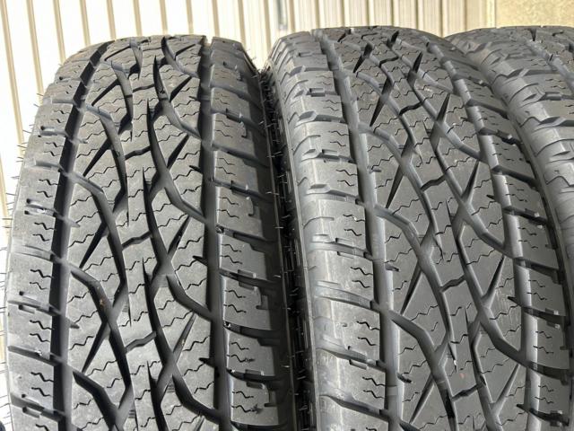 【その他】 メーカー不明アルミホイール+【WINRUN】MAXCLAW A/T