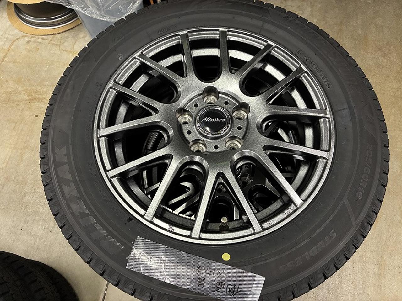 Others Mistiere + BRIDGESTONE BLIZZAK VRX3