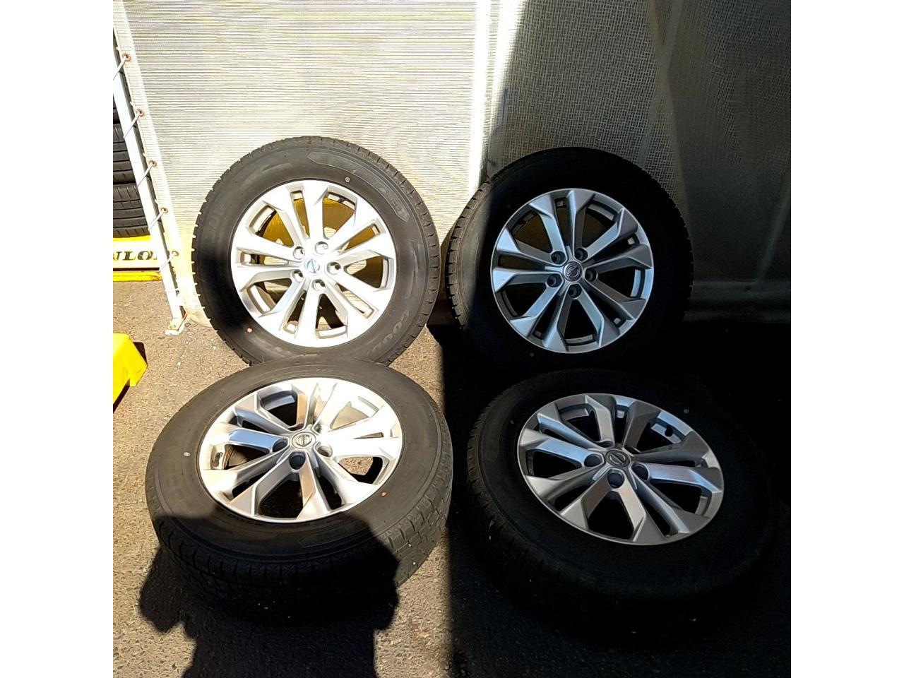 NISSAN X-TRAIL / T32 Original wheel + GOODYEAR ICENAVI SUV
