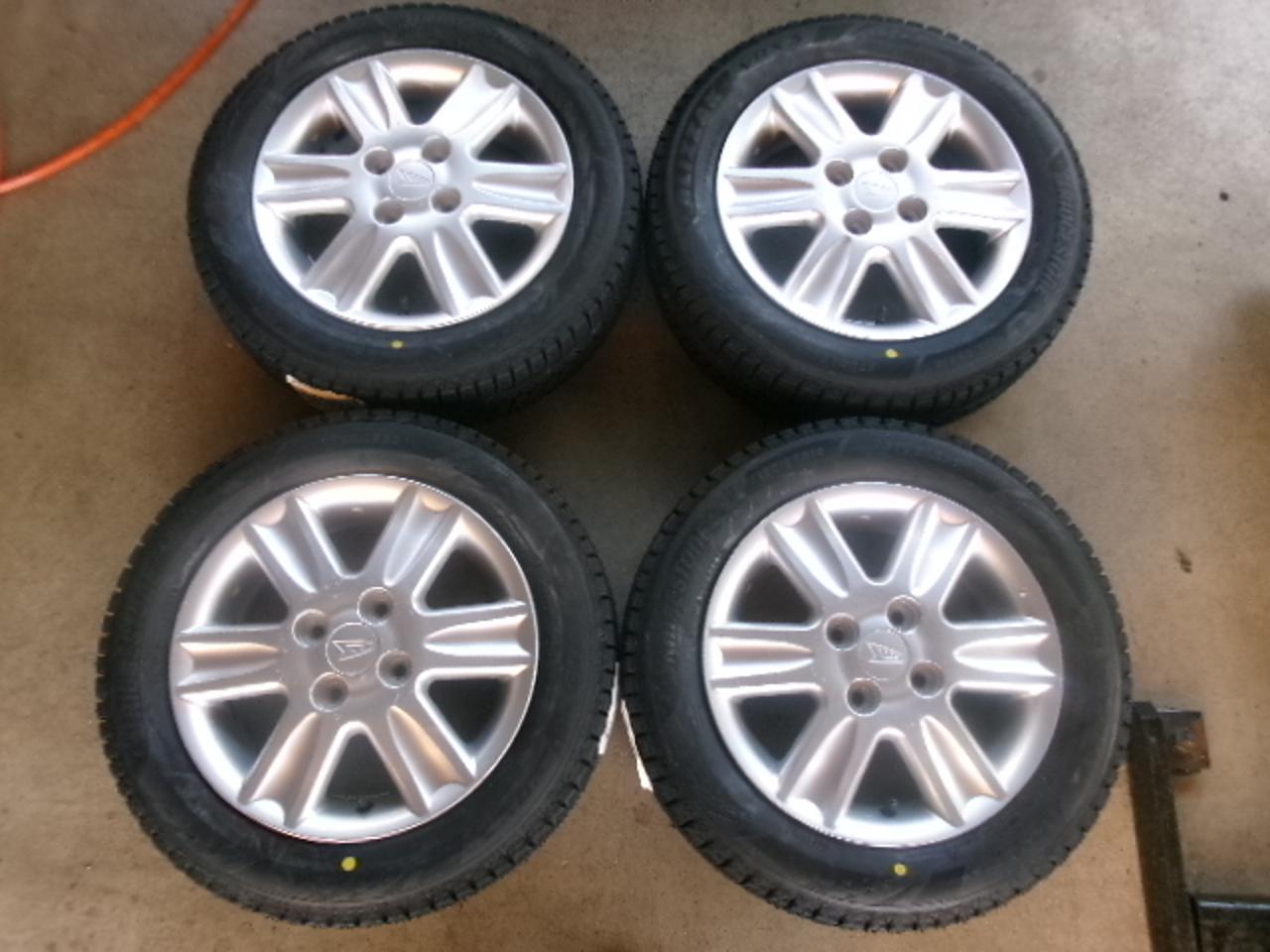DAIHATSU Original wheel + BRIDGESTONE BLIZZAK VRX3