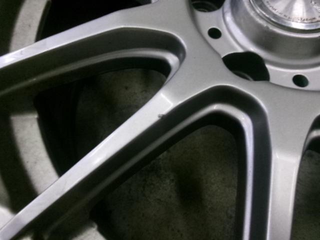 YOKOHAMA GRASS + BRIDGESTONE BLIZZAK VRX3