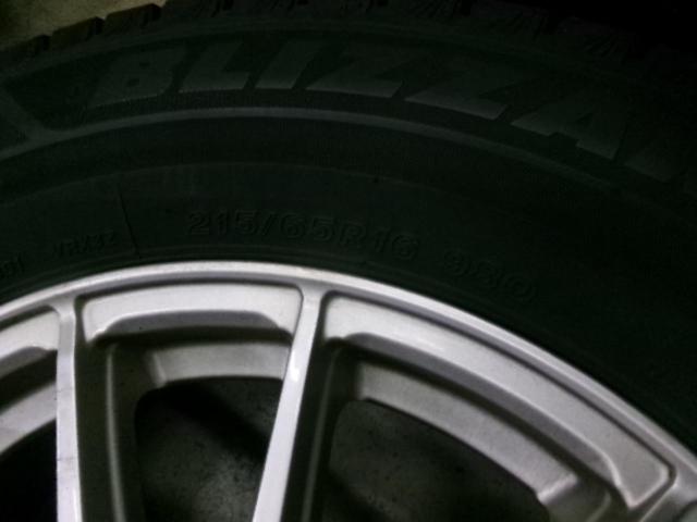 YOKOHAMA GRASS + BRIDGESTONE BLIZZAK VRX3