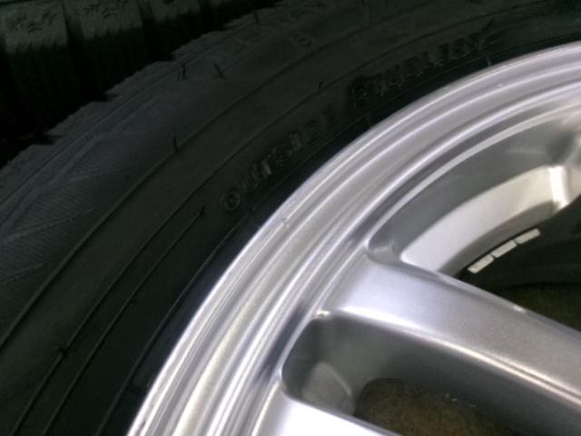 WB ツイン6本スポーク + GOODYEAR ICENAVI8