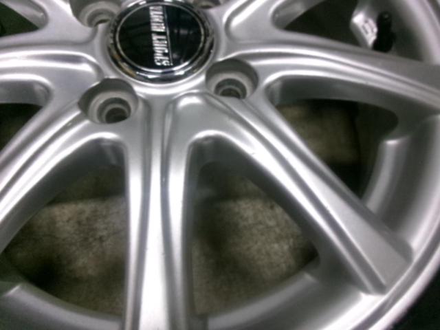 Yellow Hat  SPORT RUOTA + BRIDGESTONE BLIZZAK VRX3