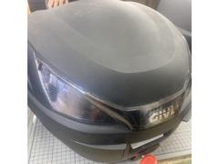 【GIVI】B27BLADE リアボックス