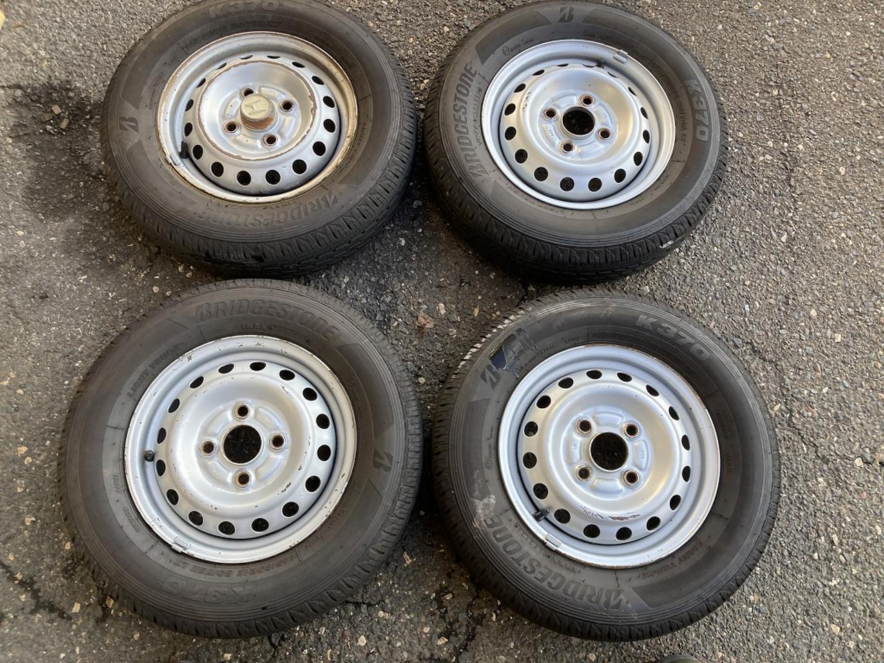 Unknown manufacturer steel wheels +BRIDGESTONE K370