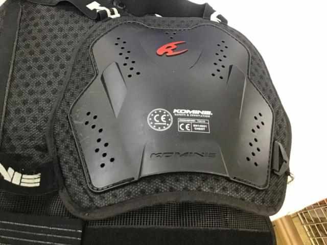 【KOMINE】バックプロテクター