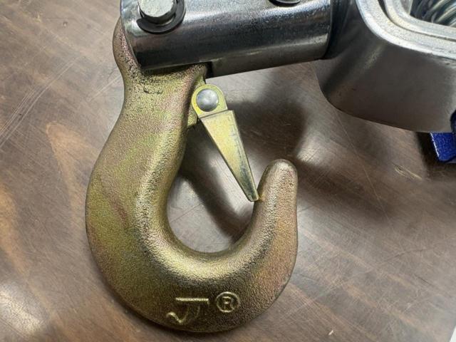 Unknown Manufacturer
Hand winch