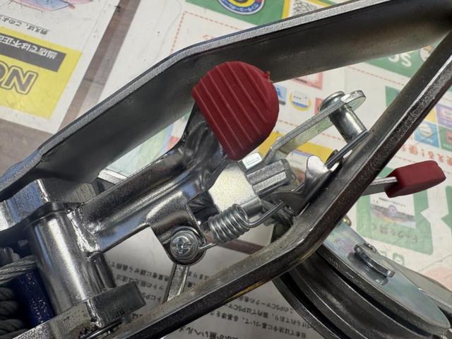 Unknown Manufacturer
Hand winch