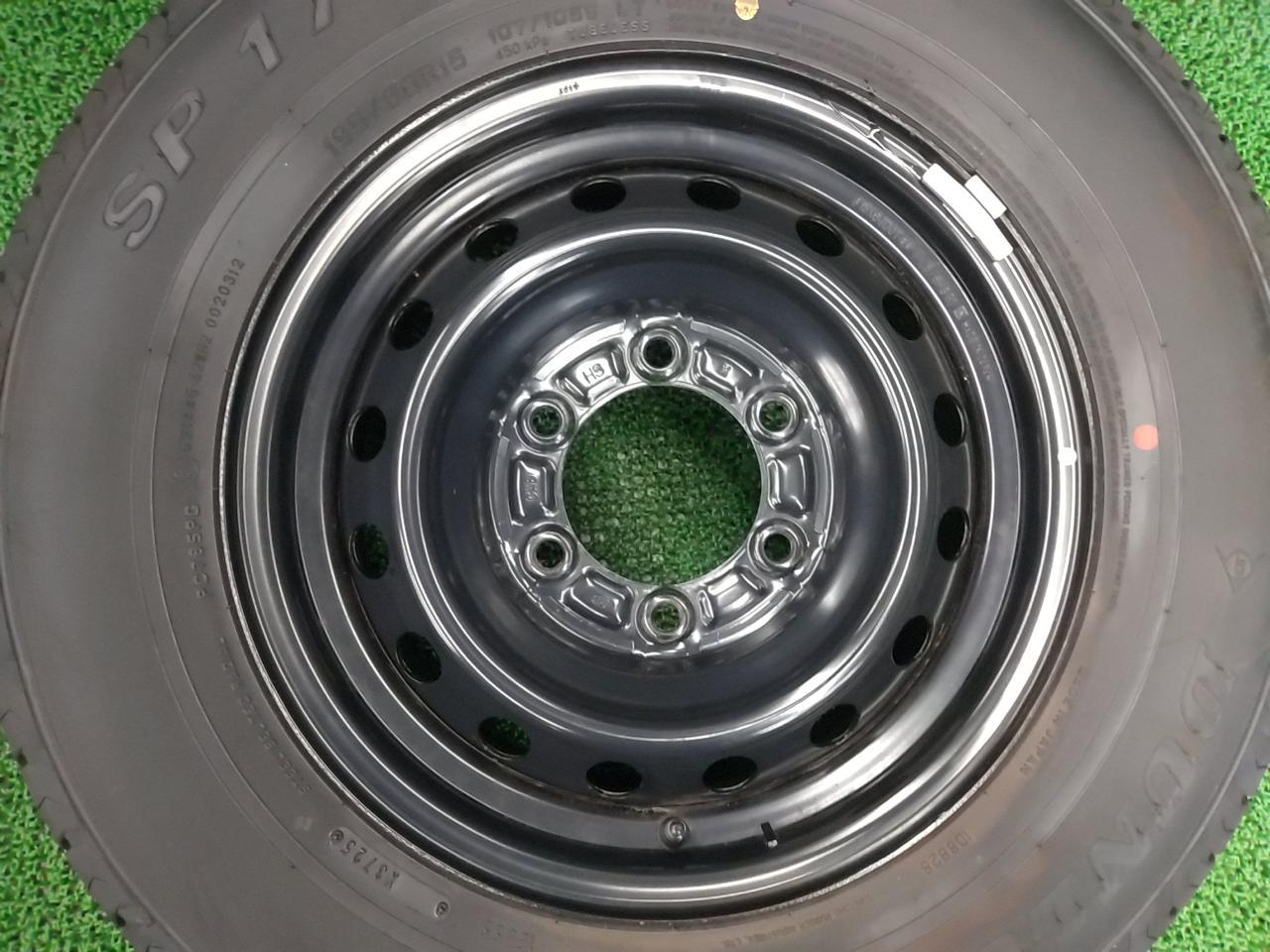 TOYOTA 200 Genuine steel wheels for Toyota Hiace + DUNLOP SP175N Tire wheel 2 pcs set
