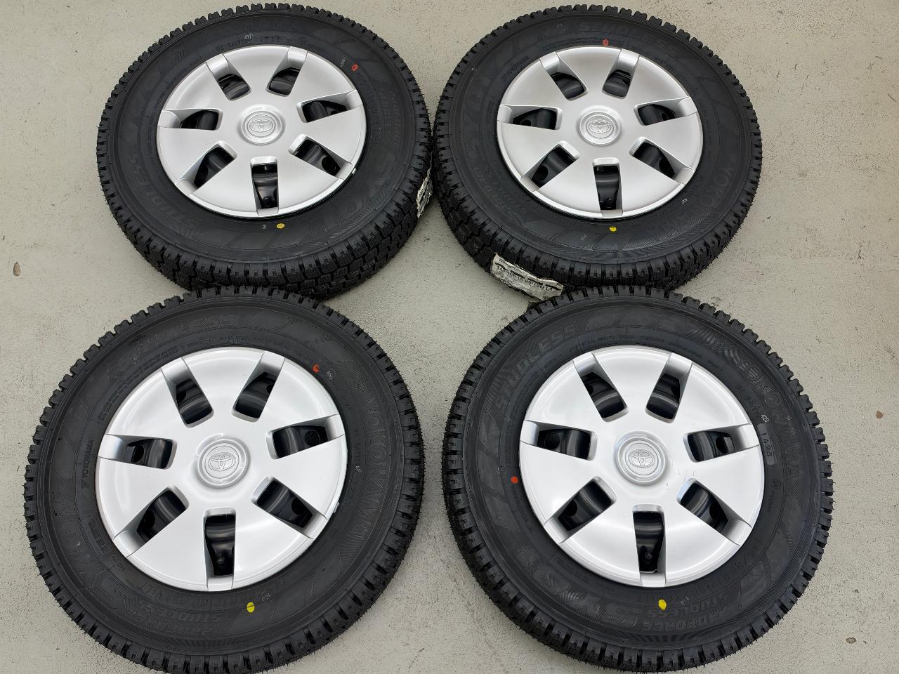 Toyota original Pyxis Genuine steel wheel + YOKOHAMA SY01V ■Used wheels + New studless tire