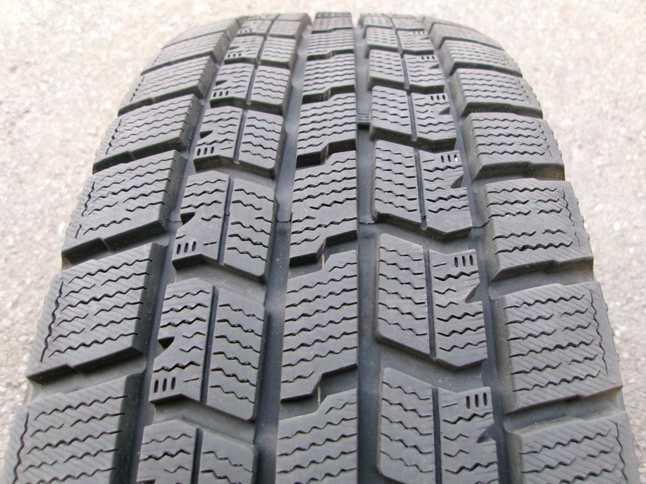 GOODYEAR ICE NAVI 7 + BADX DOS Gavial Ⅱ