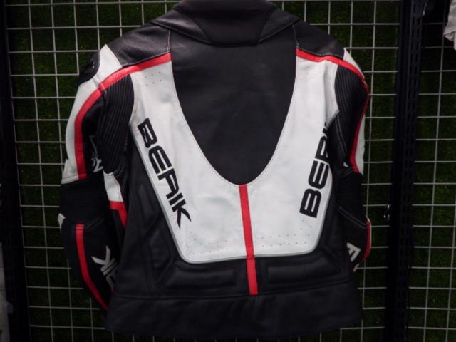BERIK RACE-DEP2.0 レザージャケット  サイズ56